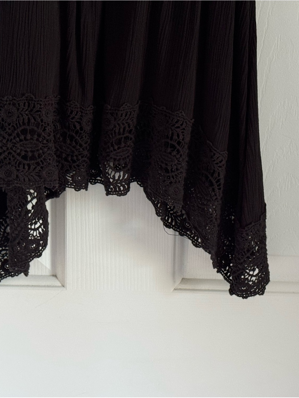 Mossimo Supply Co. Black Lace-Hem Swing Cami - Picture 4 of 8